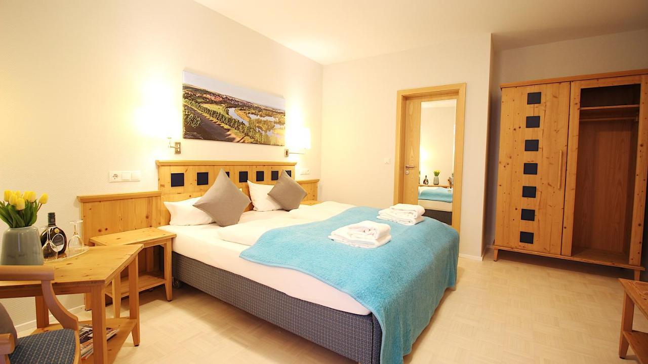Aparthotel Alte Schmiede Dettelbach Esterno foto