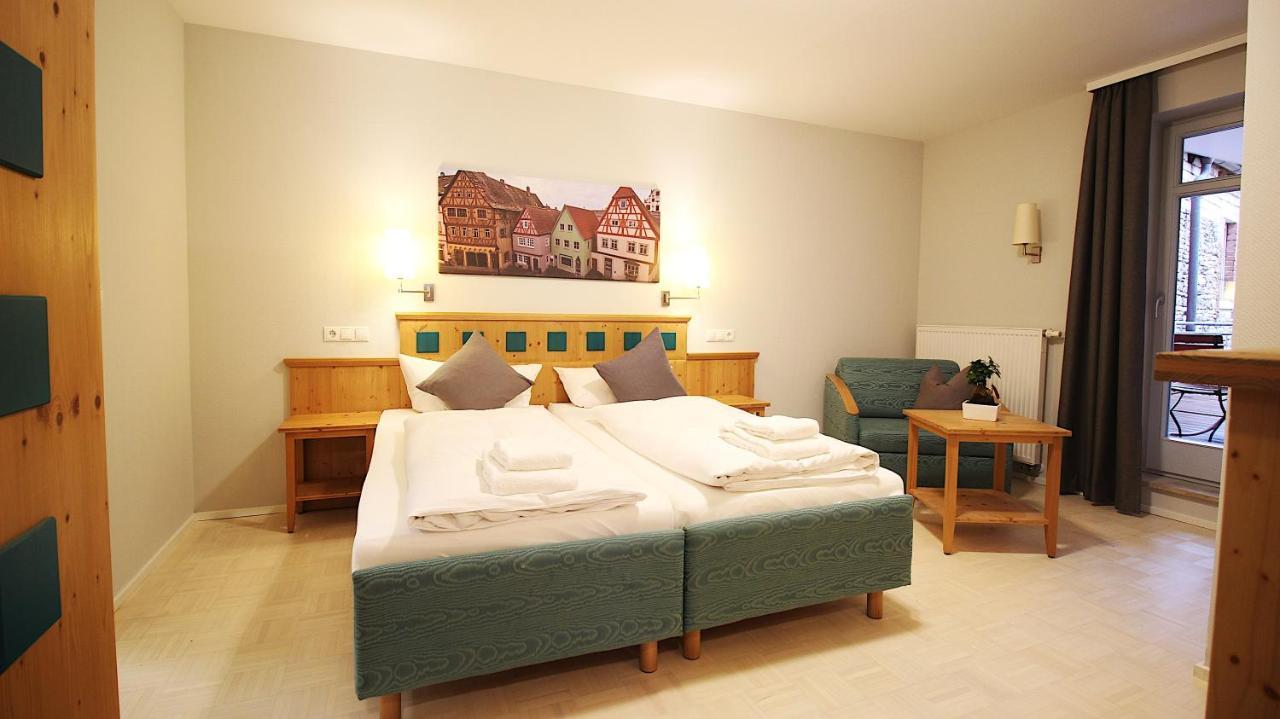 Aparthotel Alte Schmiede Dettelbach Esterno foto