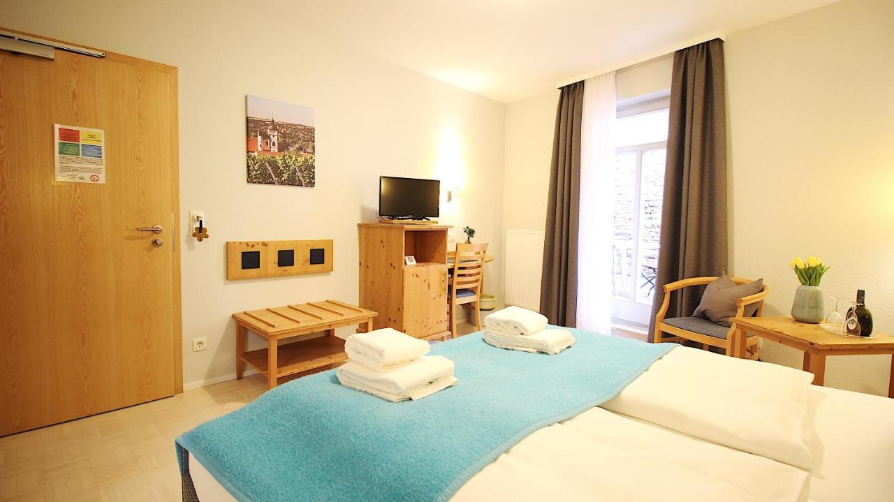 Aparthotel Alte Schmiede Dettelbach Esterno foto