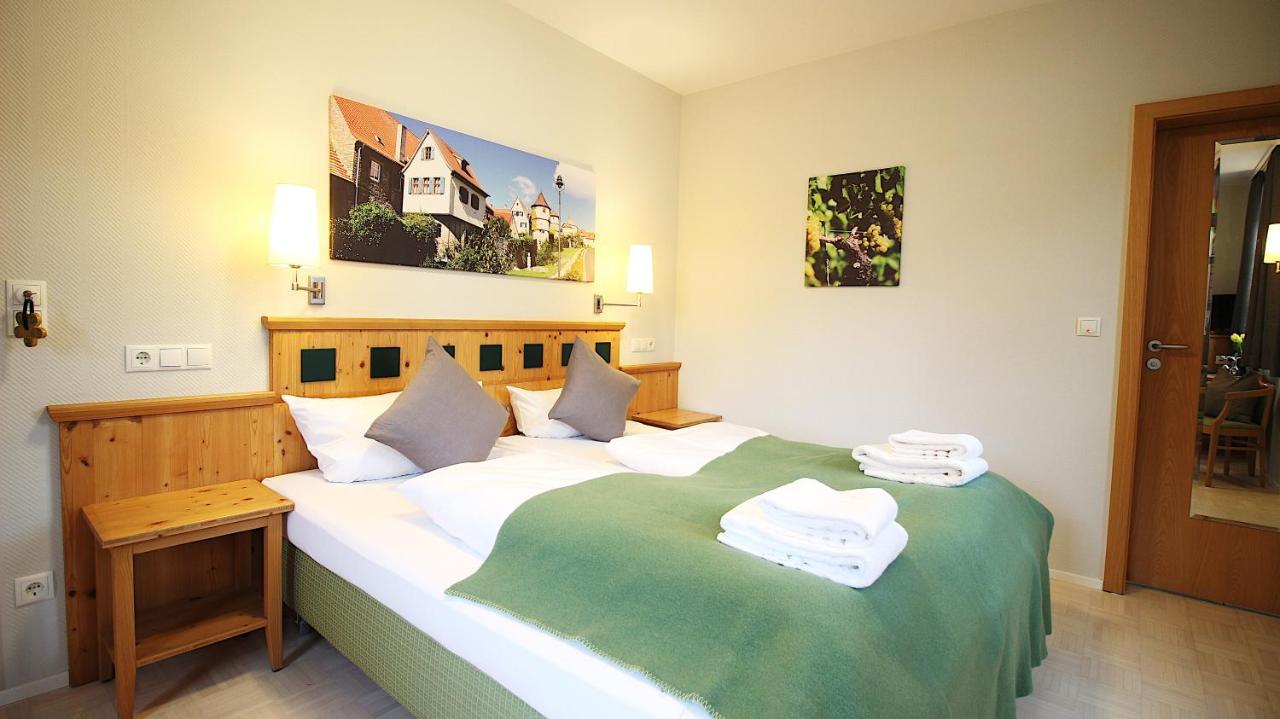 Aparthotel Alte Schmiede Dettelbach Esterno foto
