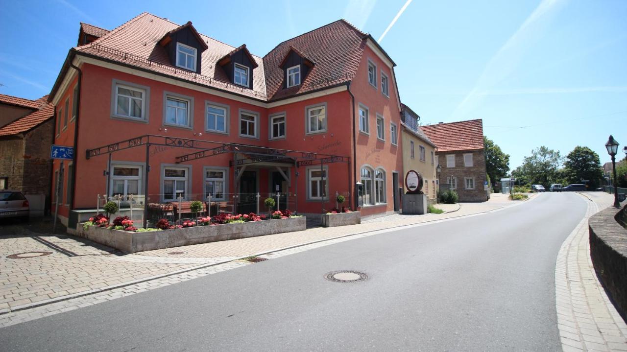 Aparthotel Alte Schmiede Dettelbach Esterno foto